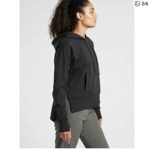 Athleta Women’s Mission Black Hoodie Sz L